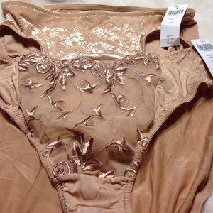 2 pair Soma High Leg panties very sexy tags on