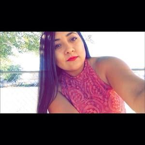 Meet your Posher, Cintia