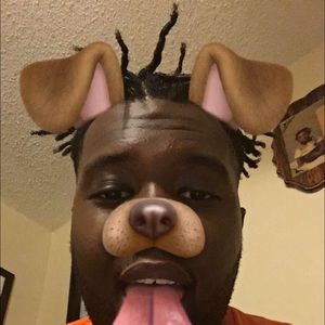 Meet your Posher, Max