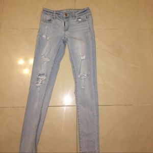 American eagle distressed pants