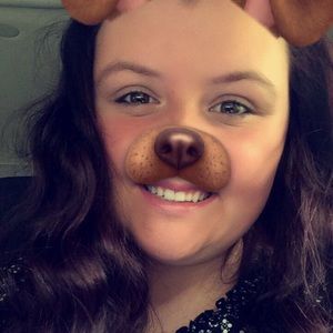 Meet your Posher, Victoria