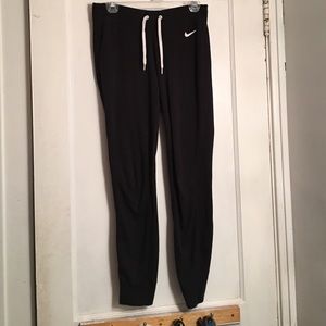 nike jogger