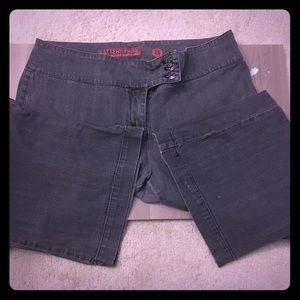 Black flared *petite* jeans 👖