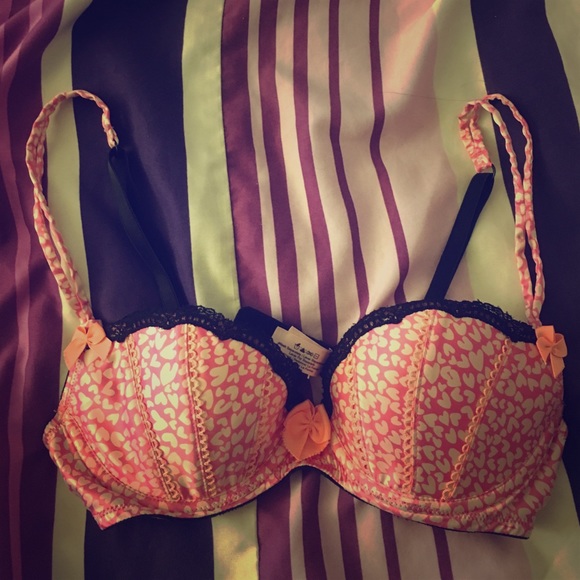 Push up bra