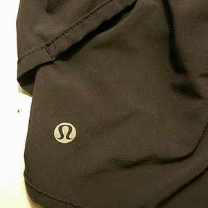 Lululemon Athletica Speed Short
4-Way Stretch