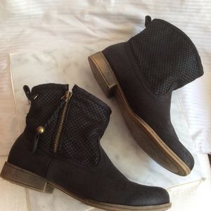 Roxy Faux Leather Textile Black Slouchy Boots