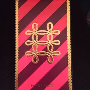 Mac highlight and blush duo