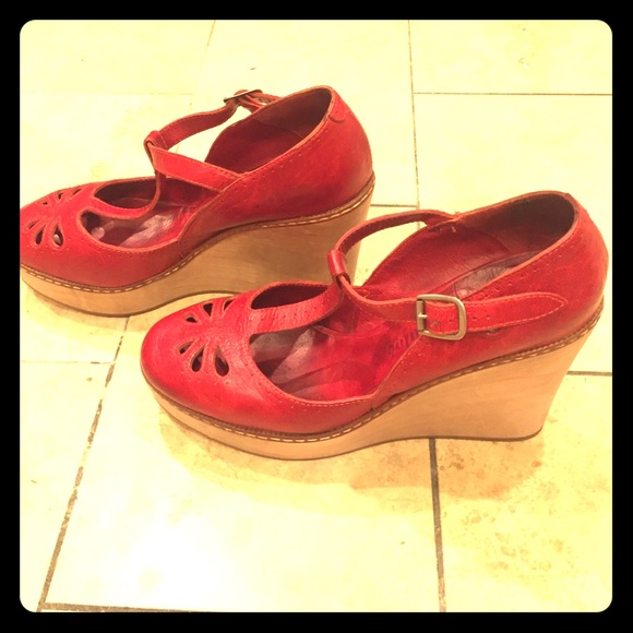Chloe Shoes - Chloe red wedges!