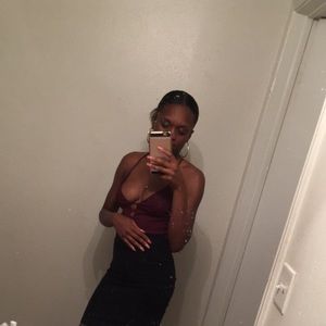 Meet your Posher, Destiny