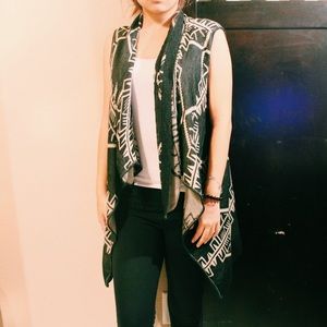 Tribal Sleeveless Cardigan