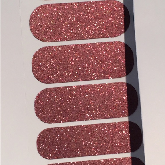 Jamberry Sparkling Marsala 1/2