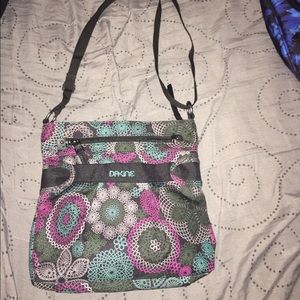Dakine crossbody