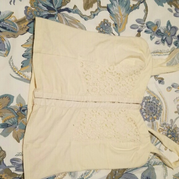 Cream crop top