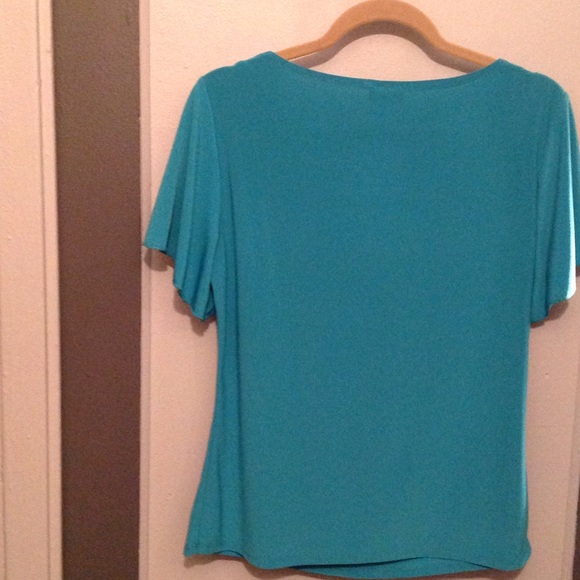 Blouses - Picture 4 of 4
