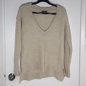 ITALIAN WOOL ZARA KNIT DEEP V SWEATER