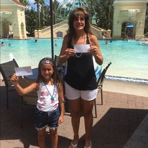 Meet your Posher, Dorothy