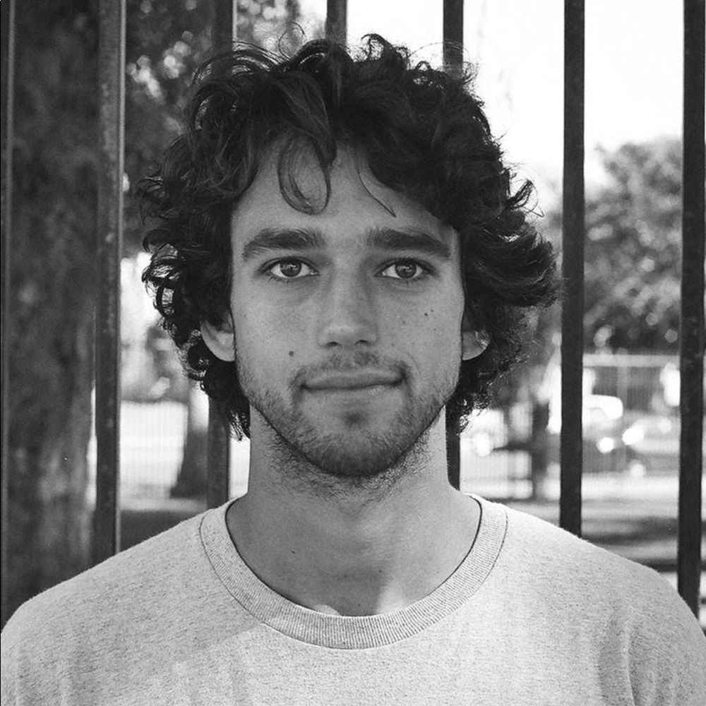 Meet your Posher, Elliot