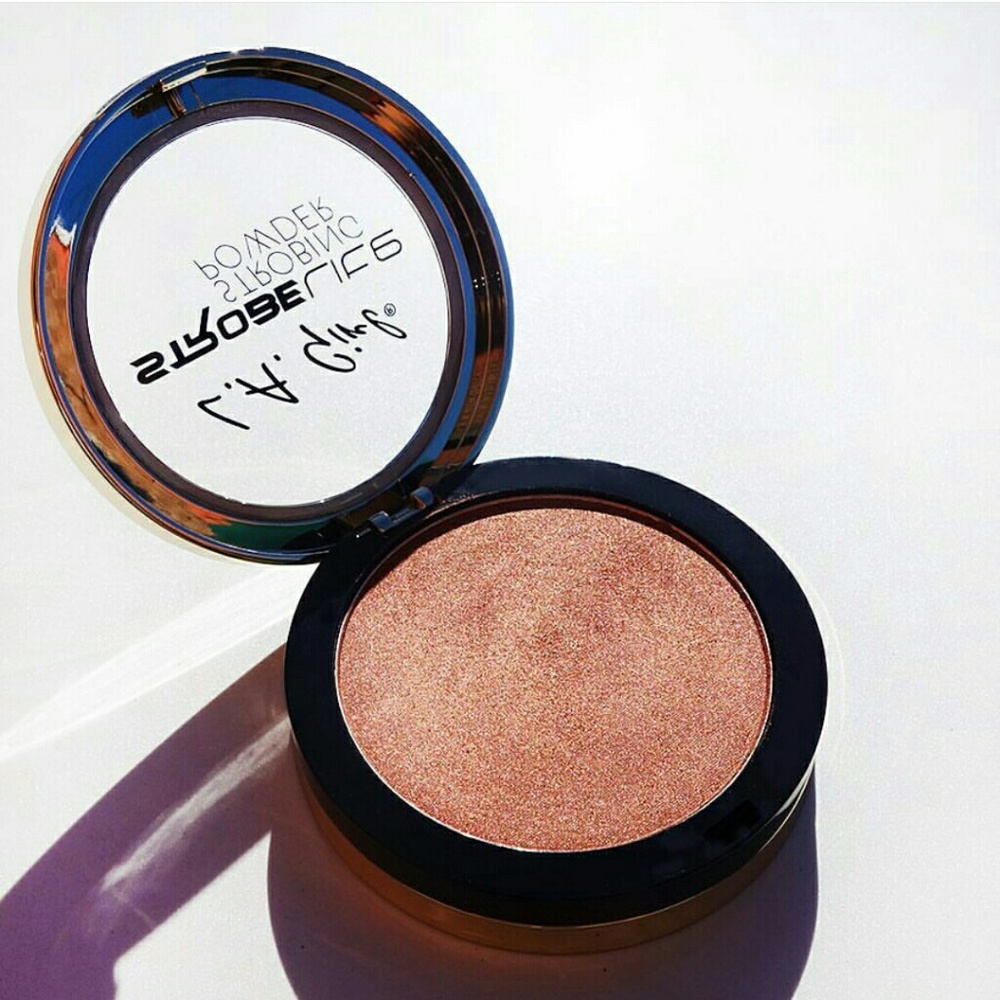 LA Girl 10 Watt Strobe Lite Strobing Highlighter