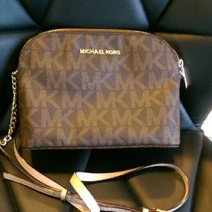 Michael Kors Cindy crossbody