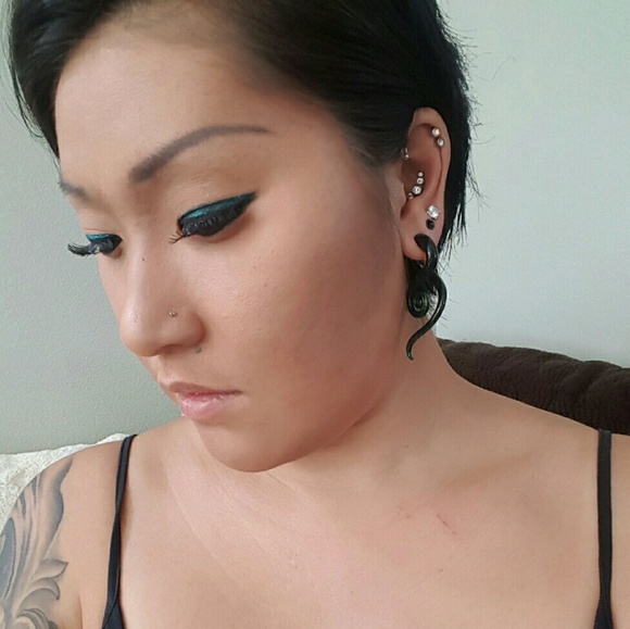 Meet your Posher, Gracie - Picture 3 of 4