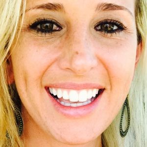 Meet your Posher, Renata