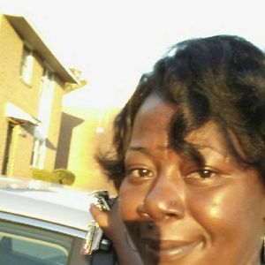 Meet your Posher, Linda