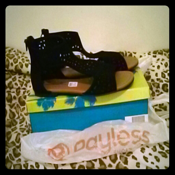 NWT MontegoBayClub Perforated Size 11 Gladiators