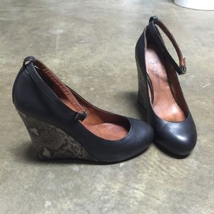 Jeffrey Campbell Wedge Pumps Sz 8