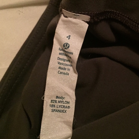 Lulu Lemon Winder Under Crops - Picture 3 of 3