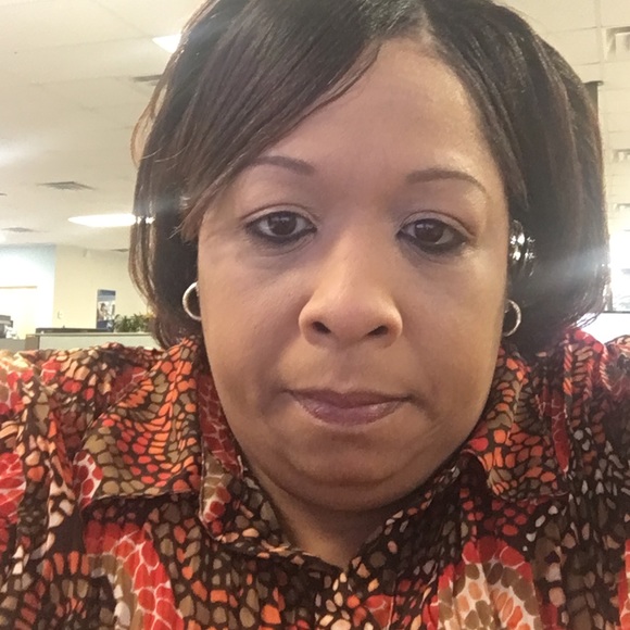 Meet your Posher, Pamelia