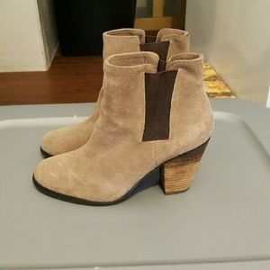 Vince Camuto booties