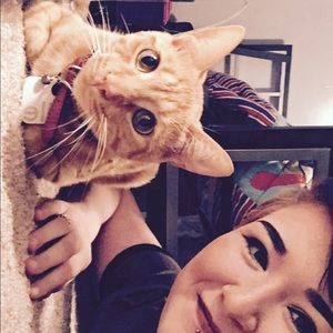 Meet your Posher, Halaina