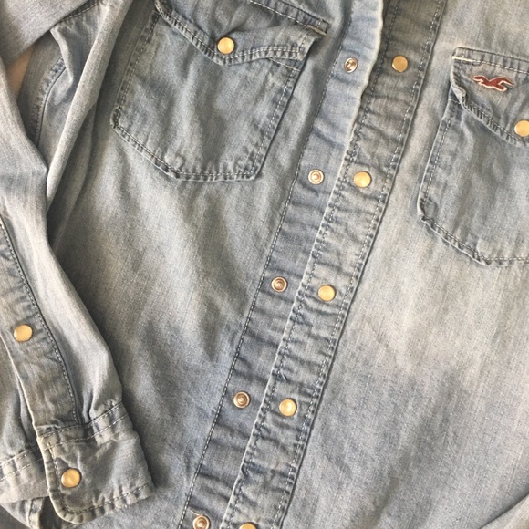 Hollister Men's Jean Button Down Long Sleeve - Picture 2 of 4