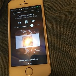 iPhone 5se " brand new "