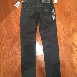 Rock revival skinnys