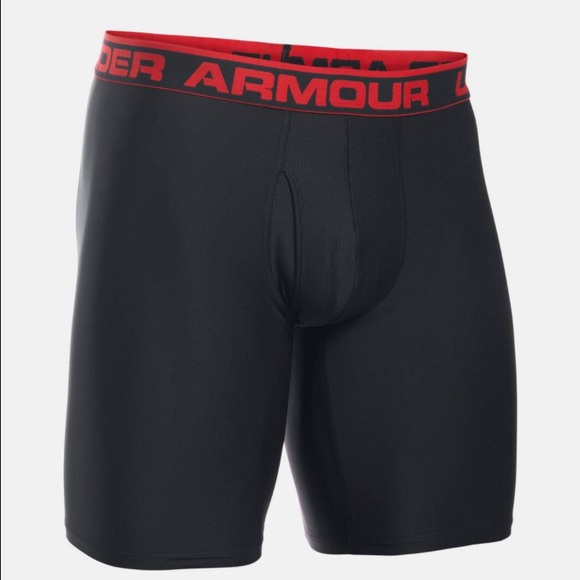 🎖NWOT Men's Under Armour Boxers!👔