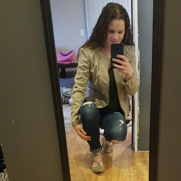 Loft Size 4 Spring/Fall Jacket - Picture 5 of 5