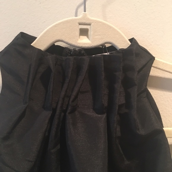 Delphine Pleated Swing Crop Blouse - Picture 3 of 5