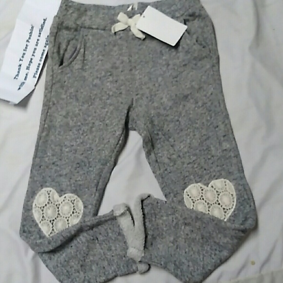 H&m jogger pants size 3-4yo