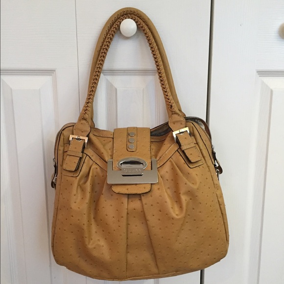 Guess Handbags - Guess Purse