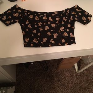 Black sunflower crop top