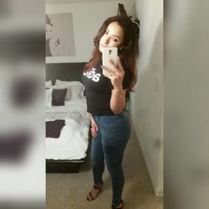 Meet your Posher, Lorena