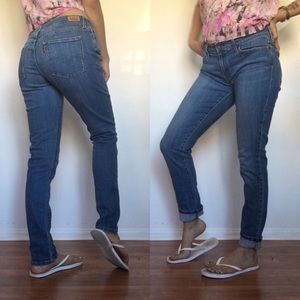 Levis skinny jeans medium wash