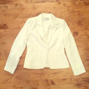 Forever 21 white blazer