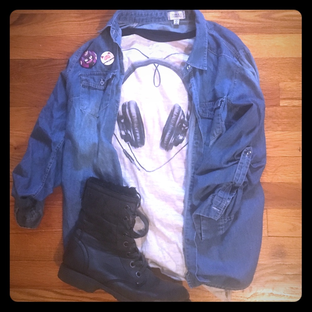 Music Love Headphone Heart Hipster Punk T-Shirt