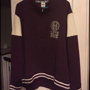 Maroon quarter zip sweat shirt