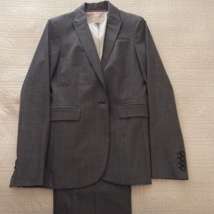 Banana Republic wool suit in grey.