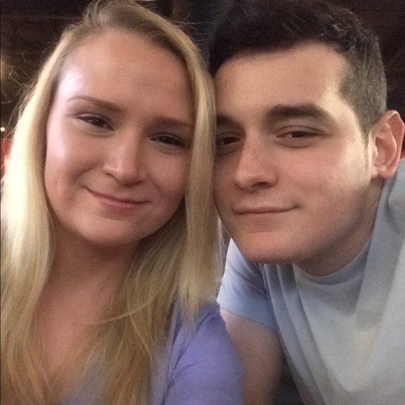 Meet your Posher, Ashley - Picture 4 of 6