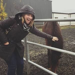 Meet your Posher, Danielle