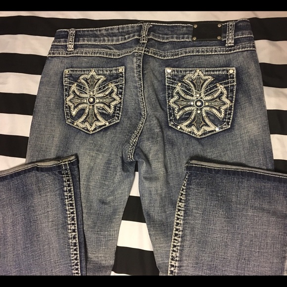 Wired heart jeans 👖